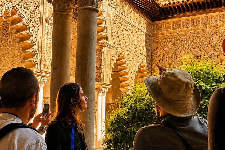 Royal Alcazar Experience: Guided Tour with Fast-Track Tickets