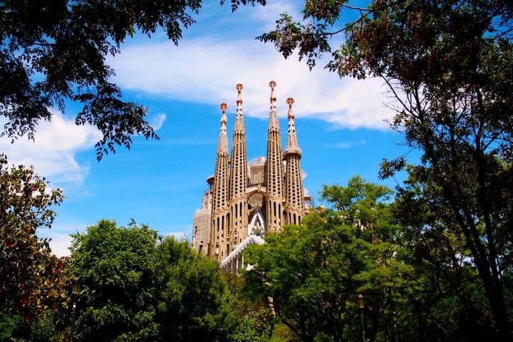 Sagrada Familia Private Tour Skip-The-Line Access