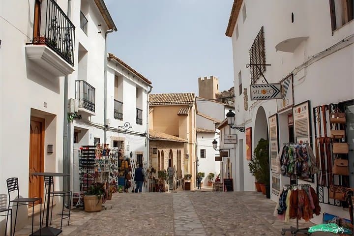 Guadalest & Altea Small-Group Tour from Alicante or Benidorm