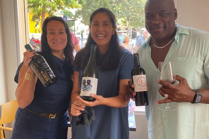 Private Valencia Wine Tasting & Tapas with Sommelier