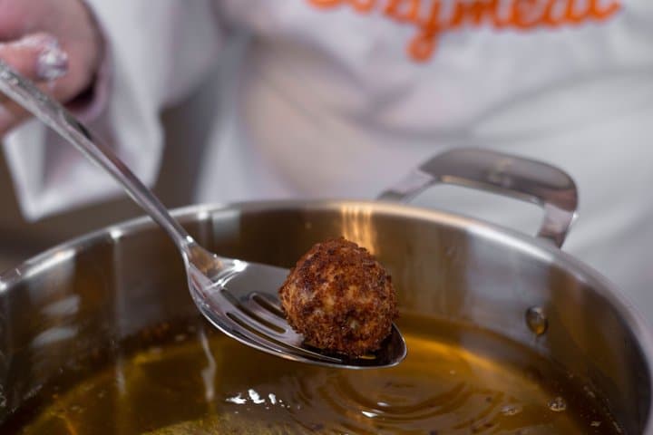 Private Tapas Cooking Class in Seville With Local Wine