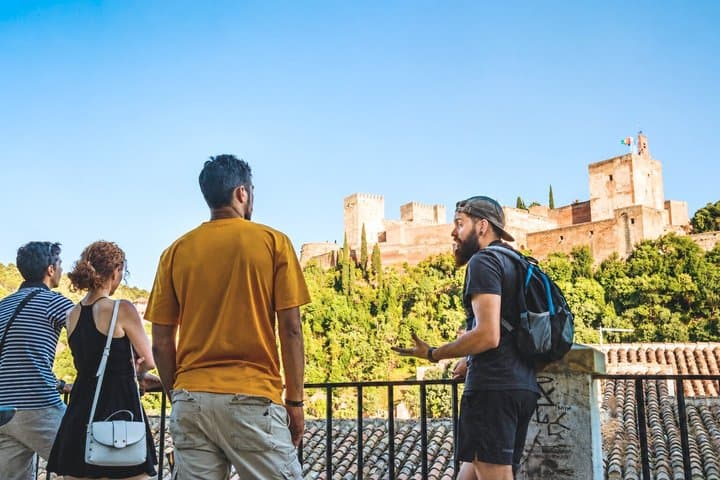 Private Walking Tour with Play Granada