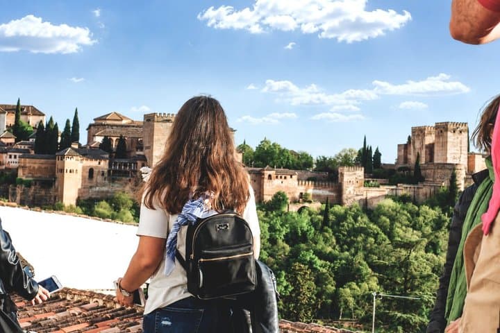 Private Walking Tour with Play Granada