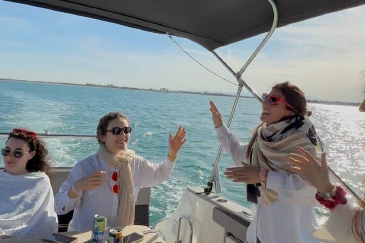 Valencia Private Motorboat Rental with drinks