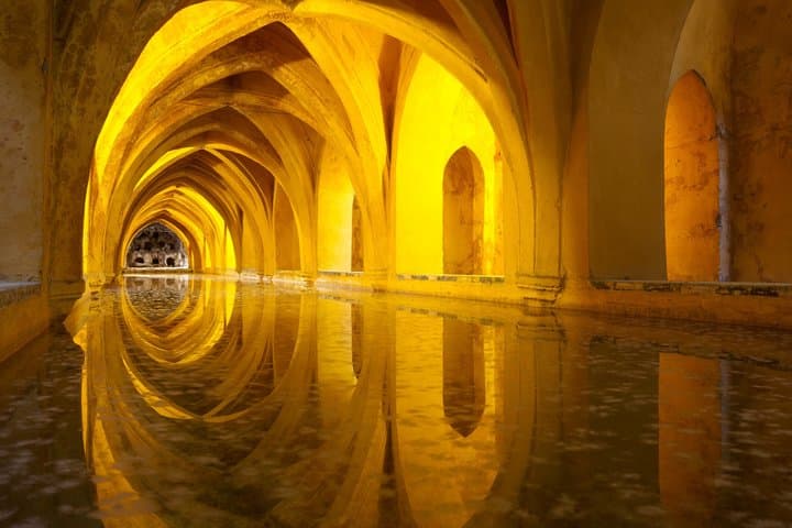 Royal Alcazar and Jewish Quarter