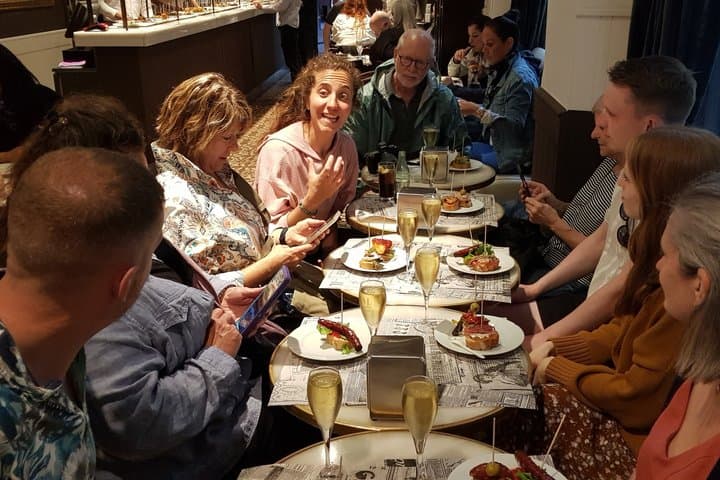 Sip, Sites & Bites Barcelona Food, Drinks & History Tour