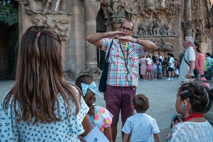 Barcelona Sagrada Familia Small Group Tour for Kids & Families