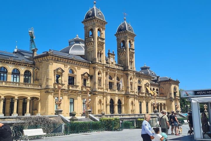 El alma oculta de San Sebastián: Art & Architecture Tour - ESP 8