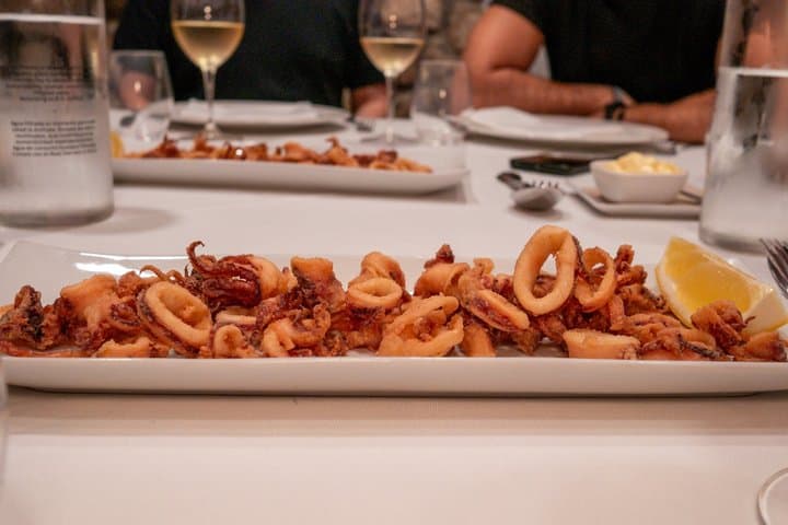 Barcelona: El Born Gourmet Tapas & Wine Tasting Small Group Tour