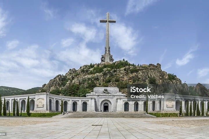 Private El Escorial and Valley of the Fallen Tour from Madrid