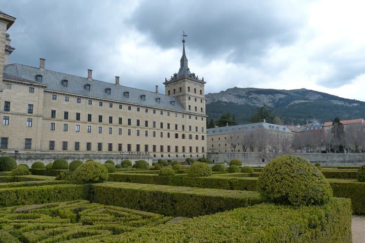 Private El Escorial and Valley of the Fallen Tour from Madrid