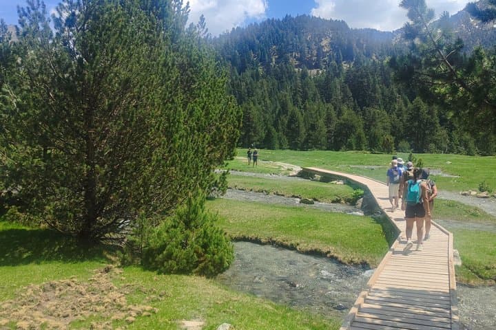 Aigüestortes : an unforgettable experience between glacial lakes