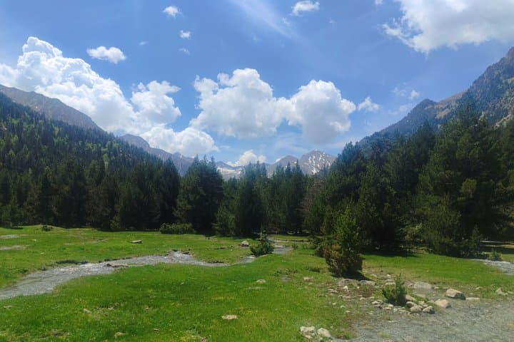 Aigüestortes : an unforgettable experience between glacial lakes