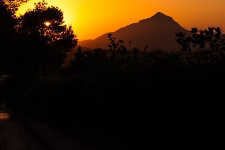 By 2CV from Moraira to Portixoll Island Private Tour