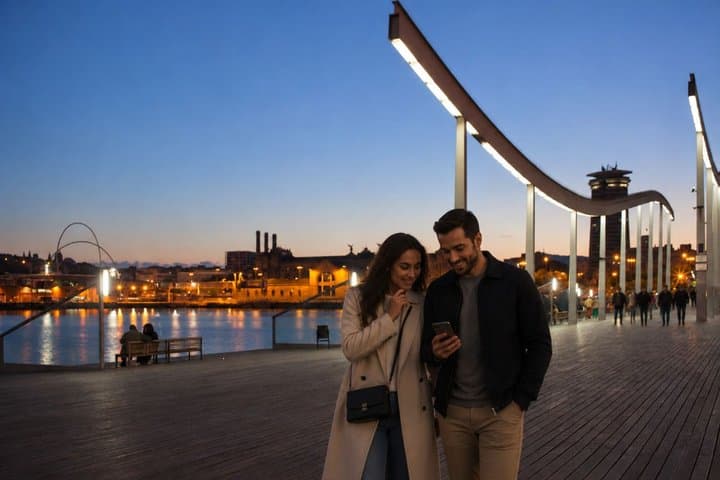 Barcelona Scavenger Hunt & Highlights Self-Guided Walking Tour