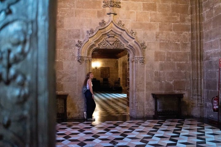 Valencia Silk Route Lonja De La Seda Walking Tour