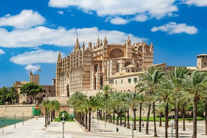 Palma Cathedral Skip the Line Ticket and Audio Guide