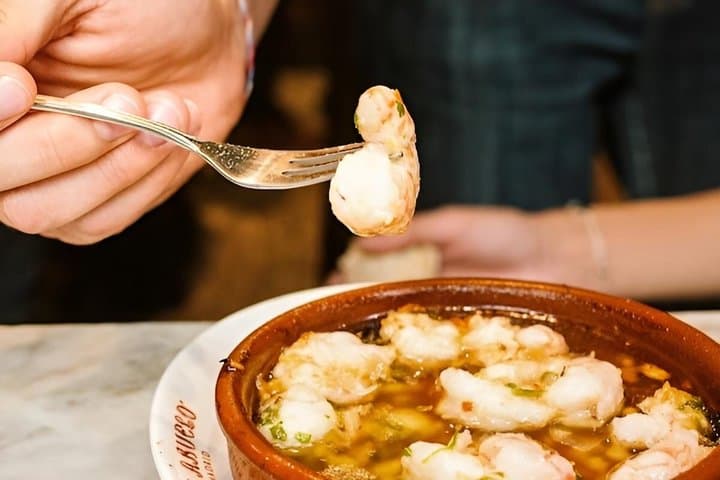 Madrid Tapas, Taverns and History Tour with Botín