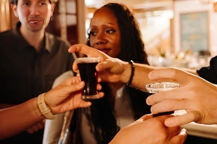 Madrid Tapas, Taverns and History Tour with Botín