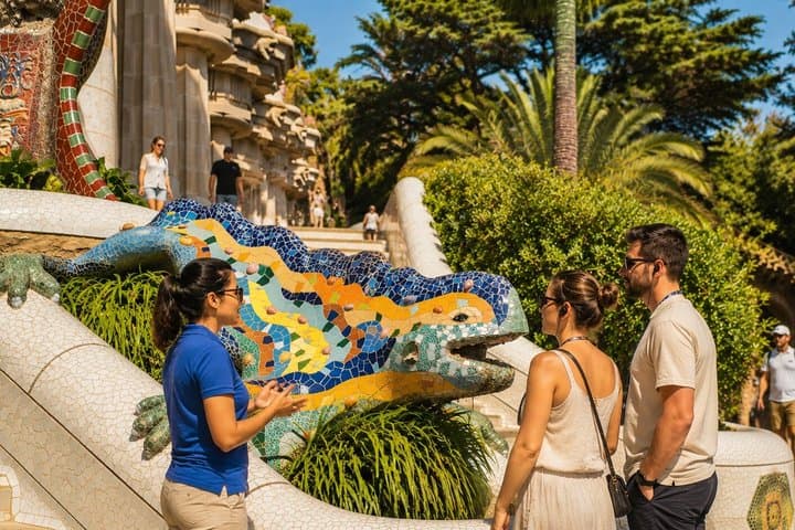 Park Guell Skip-the-Line Guided Tour in Barcelona