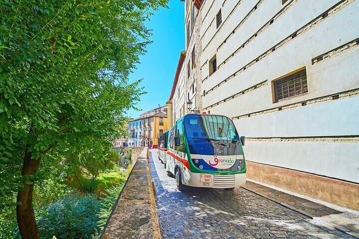 Granada Hop On Hop Off Tourist Train Ticket with Audio Guide