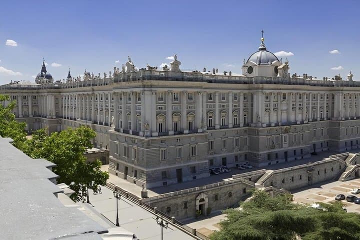 Private Guided Tour of the Royal Palace of Madrid