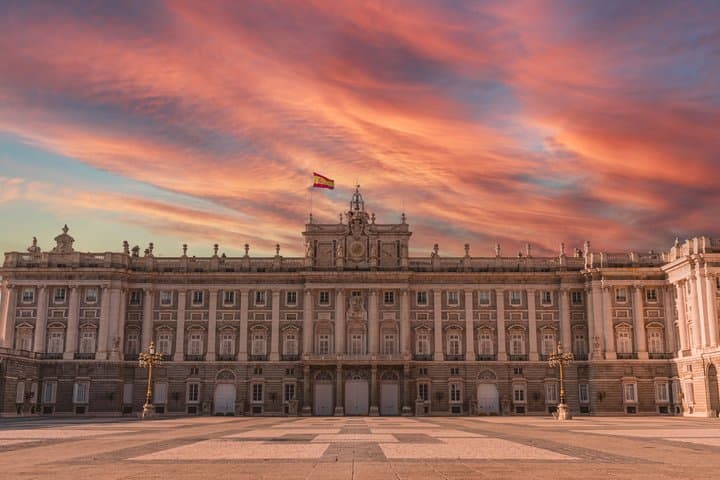 Private Guided Tour of the Royal Palace of Madrid