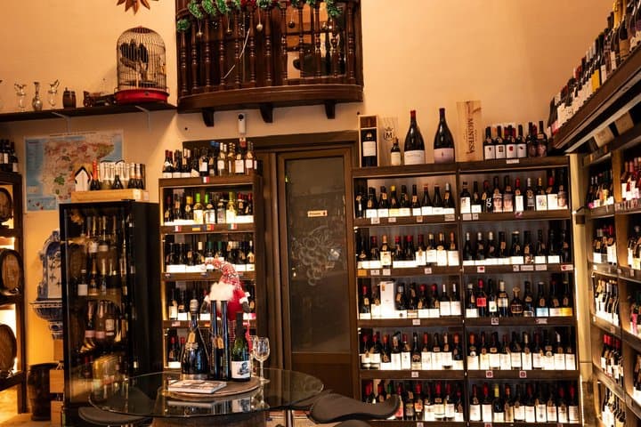 Barcelona Wine Tasting Experience in La Licorera Est. 1932