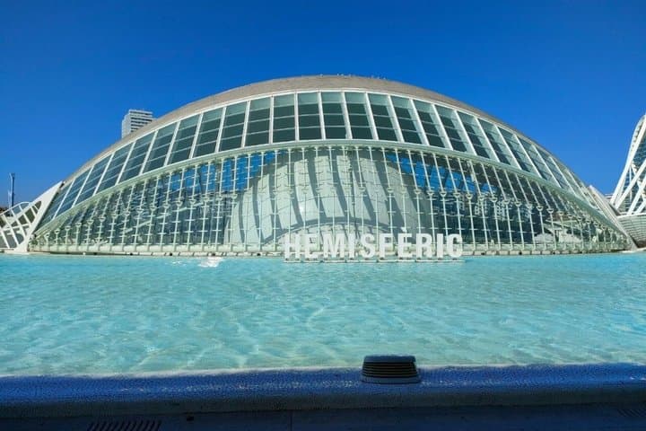 Valencia Daily City Tour by Bike