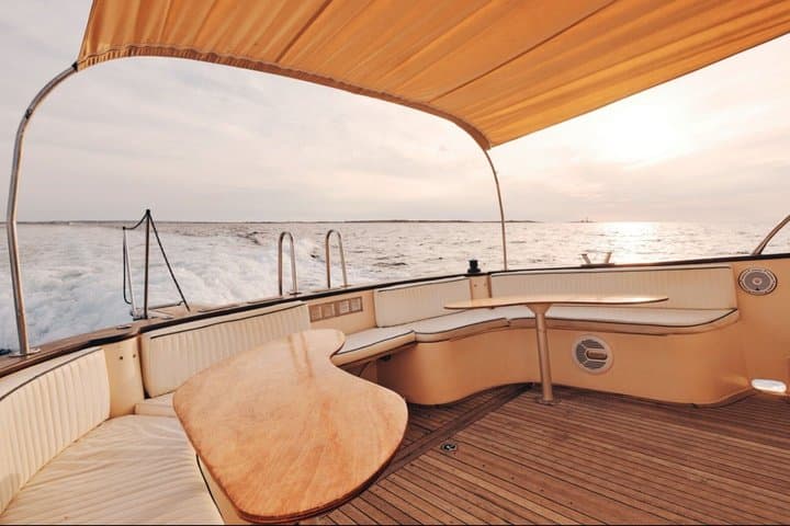 Private Yacht Rental in Ibiza for 8 People with Drinks