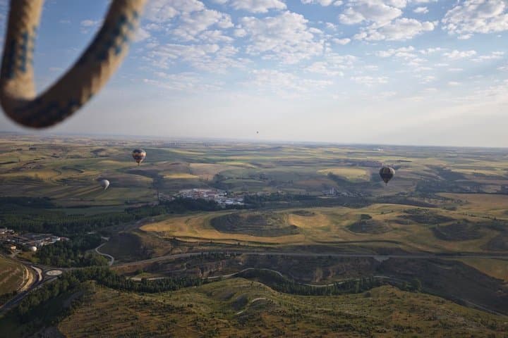 Balloon flight at dawn in Salamanca