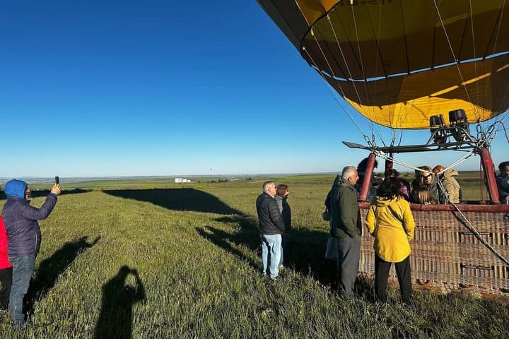 Balloon flight at dawn in Salamanca