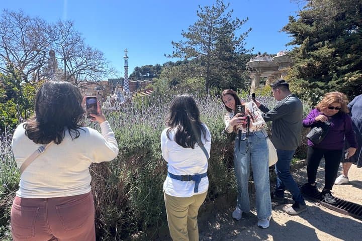 Park Güell Mystery: A Gaudí Treasure Hunt