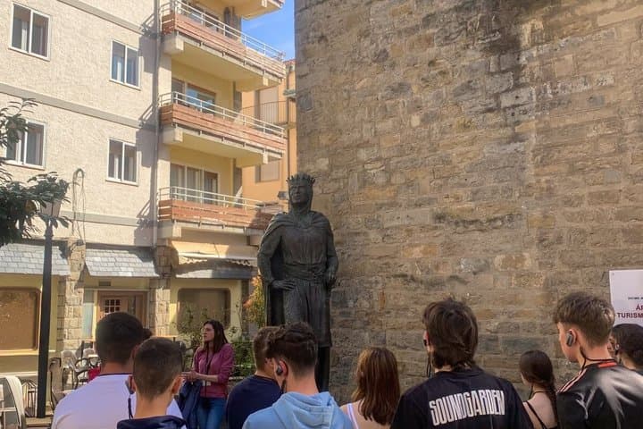 Guided Tour of Jaca Discover the History and Culture