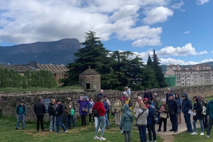 Guided Tour of Jaca Discover the History and Culture