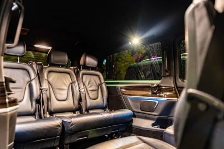 Barcelona Airport Transfer to or from Cruise Port and City Center