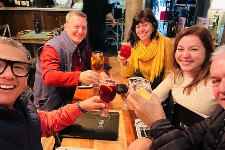 Granada Tapas and wine tour!