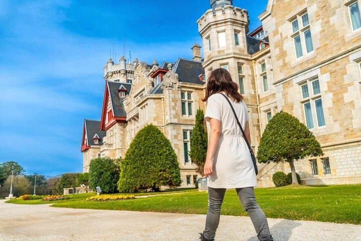 Hello Santander: Private 2-Hour Intro City Walk with Local Guide