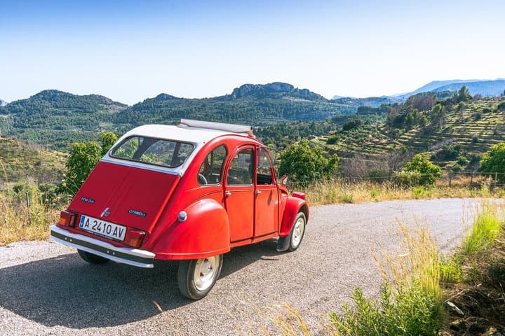 Mountains and vineyards in 2CV, from Moraira to Tarbena Private Tour