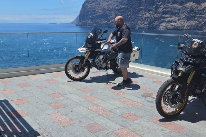 ️ Los Gigantes Coastal Motorcycle Tour
