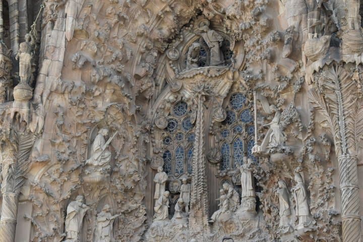 Barcelona Sagrada Familia Stories & Symbols Walking Tour