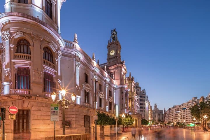 TOP Valencia : Private guided tour with your mobile