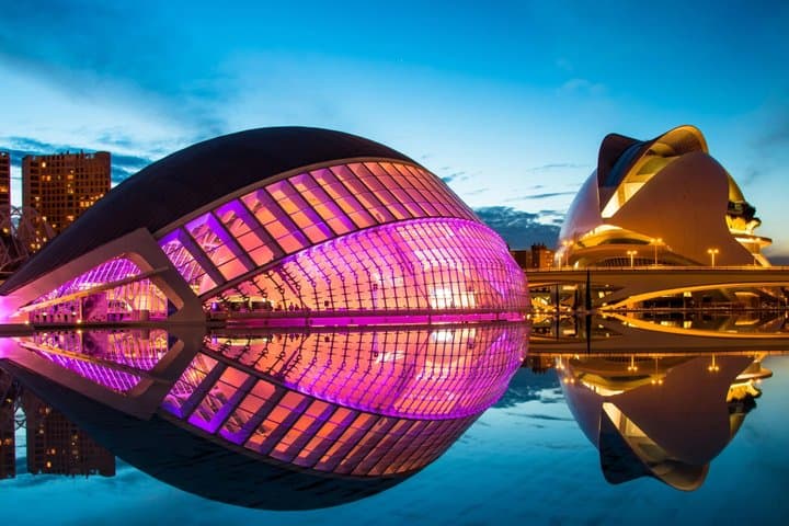 TOP Valencia : Private guided tour with your mobile