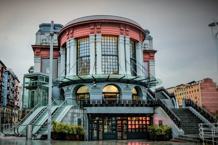 Free Walking Tour Bilbao Old Town with Local Guides