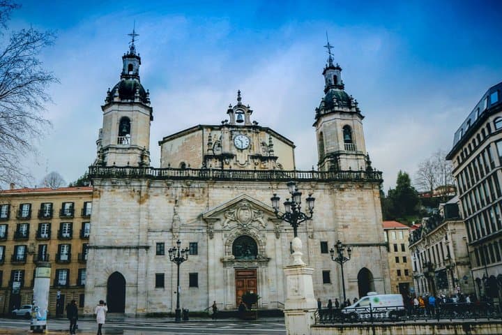 Free Walking Tour Bilbao Old Town with Local Guides