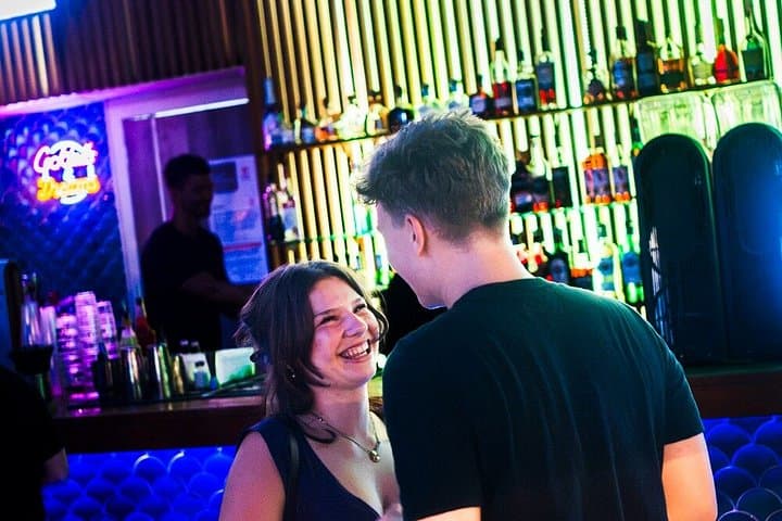 Pub Crawl Barcelona | 4h Experience | Club Entry
