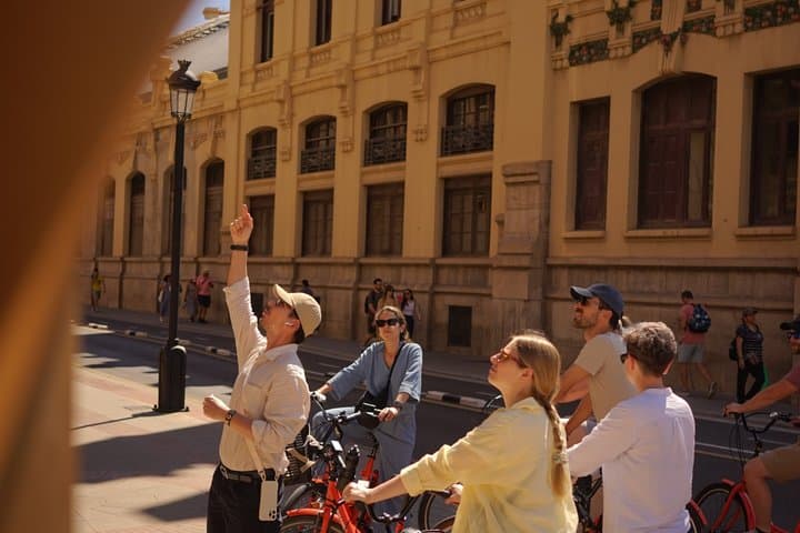 Valencia in 90 Minutes Bike or E Bike Tour