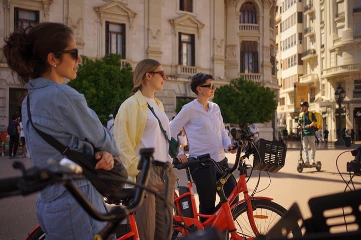 Valencia in 90 Minutes Bike or E Bike Tour