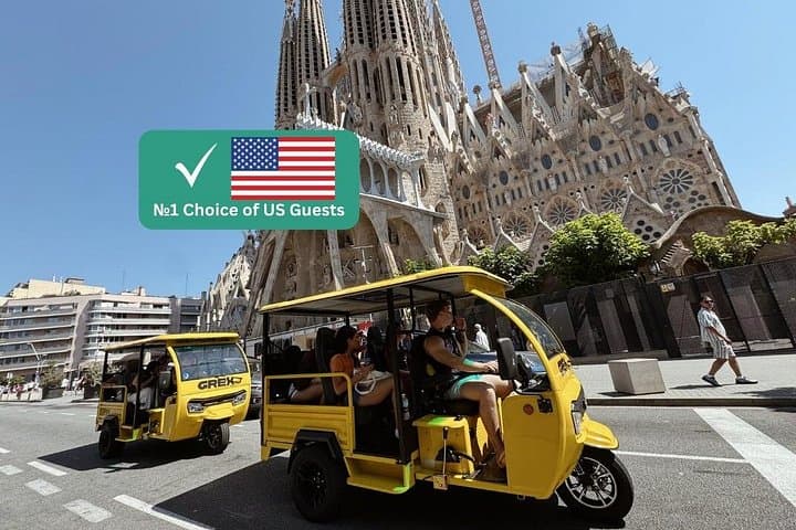 Experience Barcelona City Tour with Private Tuk Tuk
