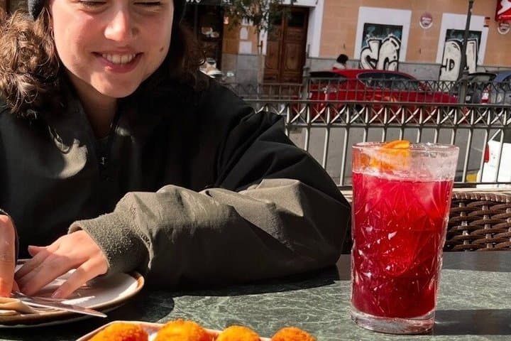 Tapas Tour: Hidden Taverns, Authentic Tapas & Local Flavours